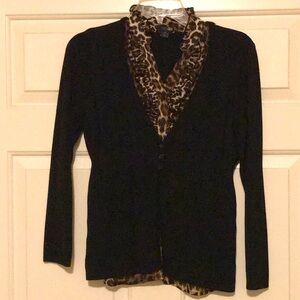 🐆Women’s East 5th Petite Blouse, Leopard print/black with attached cardigan PM